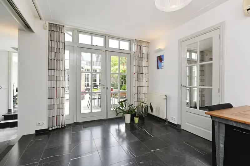 Appartement Delft Gracht - Gerenoveerd & Lichtrijk