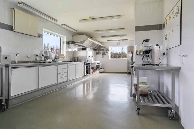 Bedrijfshal Arum: Wonen & Werken Combinatie