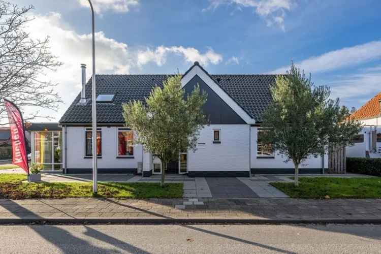 Ruime Vrijstaande Woning Sommelsdijk 6 Slaapkamers Multifunctionele Ruimte