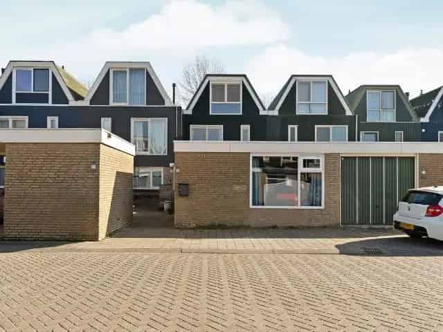 Ruime Familiewoning te koop in Lelystad 5 slaapkamers