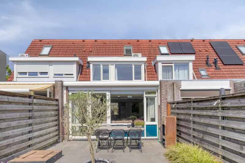 Huis Te Koop , 19, Toernooiveld, Etten-Leur, Noord-Brabant