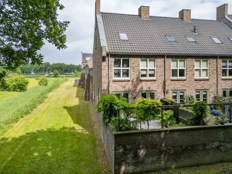 Hoekwoning Kasteel Groot Horloo 5 slaapkamers Ermelo