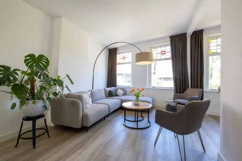 Dubbel bovenhuis Rotterdam Hillegersberg  Dakterras 3 Slaapkamers Luxe Renovatie