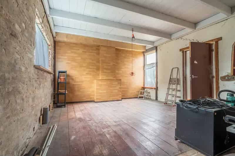 Vrijstaande Kluswoning Oude Pekela Diepe Tuin Renovatieproject