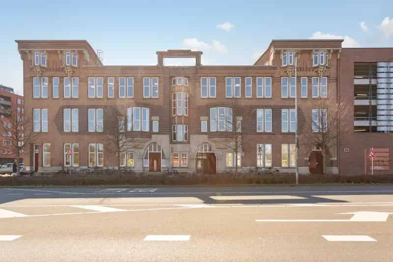 Kantoor te huur Amsterdam Haarlemmerweg 133m²
