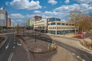 175m2 Kantoorruimte Leiden CS te Huur