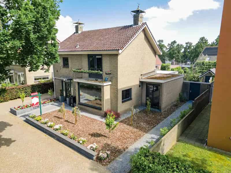Huis te koop Zundert: Ruime woning met 3 slaapkamers en tuin