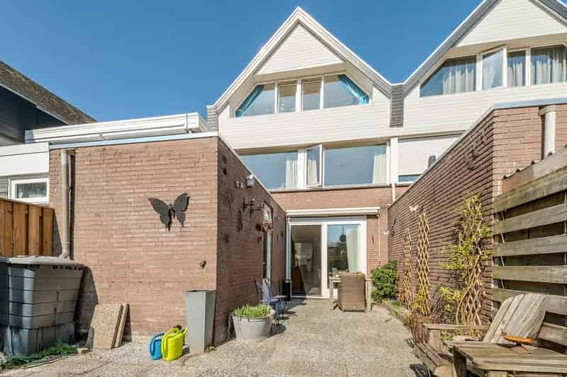 Huis te koop Dongen 5 slaapkamers grote tuin