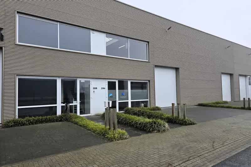 Bedrijfshal te huur Eersel 345m2 A67