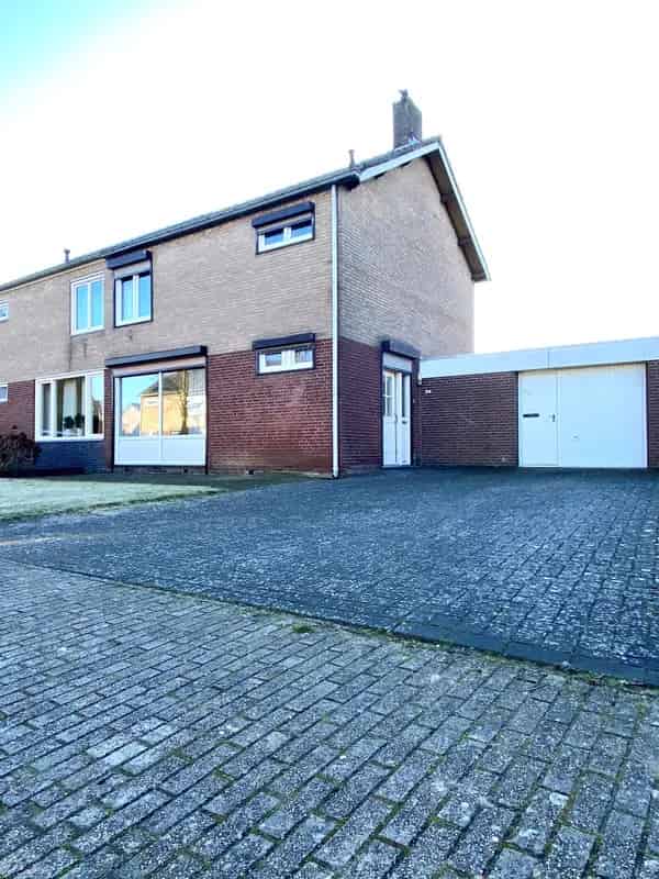 Ruime Tweekapper Posterholt Garage Tuin Oprit 3 Slaapkamers