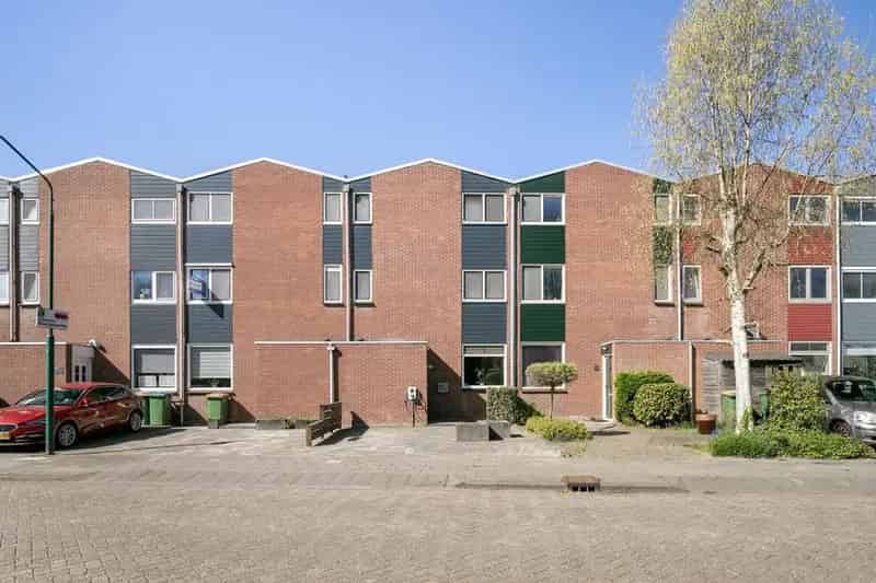 Grote gezinswoning 5 slaapkamers 2 badkamers 161m2