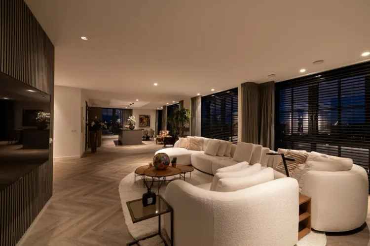 Luxe Penthouse 226m2 Hoofddorp 2 Dakterrassen NOM