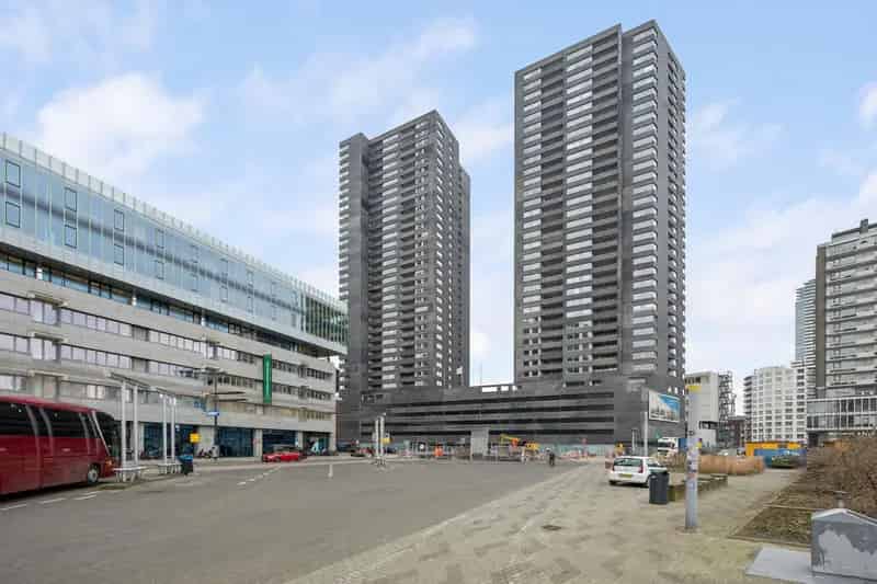 Modern Appartement Rotterdam 100m2 Uitzicht Maas Erasmusbrug