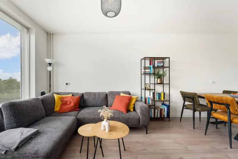 3 Kamer Appartement Rotterdam Schiebroek  70m2 Balkon Lift Berging