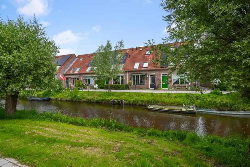 Tussenwoning Assendelft 4 slaapkamers zonnige tuin energielabel B