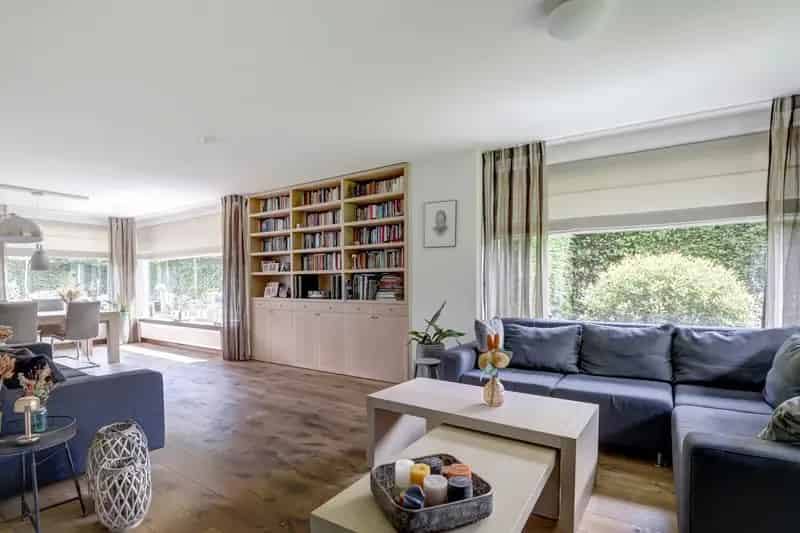 Huis te koop Gilze: Energiezuinige woning 4 slaapkamers grote tuin