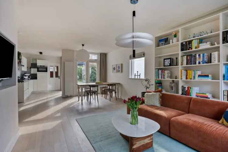 Huis te koop Bussum Heidelaan: Gezinnen, 3 slaapkamers, moderne renovatie