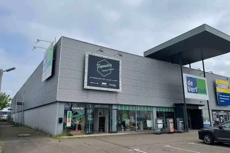 Bedrijfshal te Huur Sittard 2200m²
