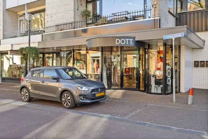 Winkel te huur Son en Breugel: 75m², Centrumlocatie