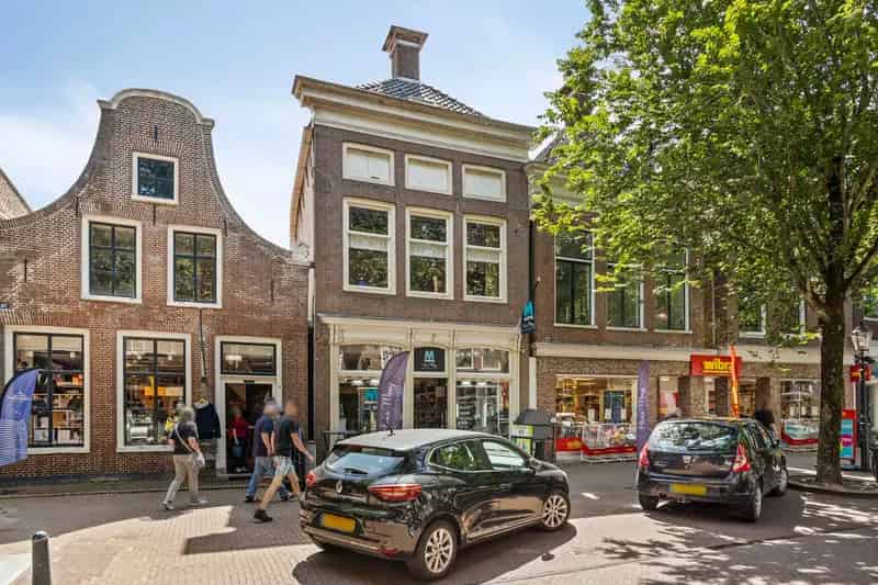 Rijksmonument Harlingen: Woonwinkelpand met 5 slaapkamers en garage