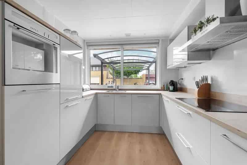Huis te koop Almere Buiten 4 slaapkamers dakterras