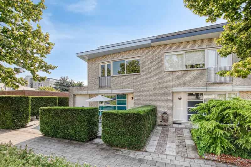 Huis te koop: Bertus van Akenlaan 117 2251 RB Voorschoten | Funda