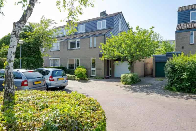 Groot Herenhuis in Voorschoten Twee Onder Een Kapwoning Noord Hofland