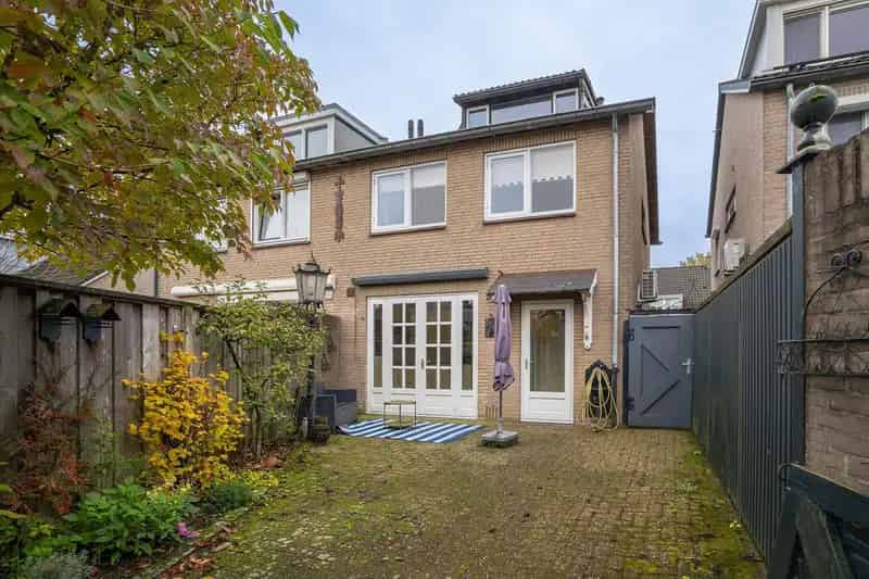 Ruime Tweekapper Enschede 4 slaapkamers Grote Tuin Werkplaats