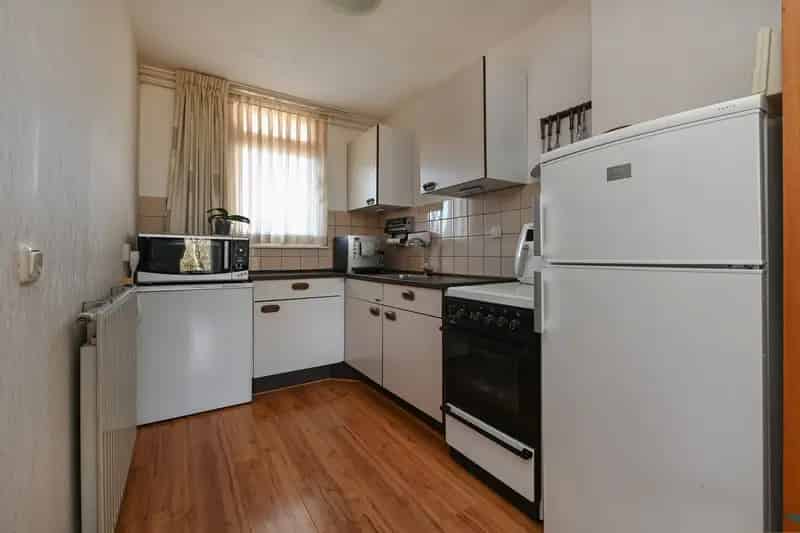 2 Kamer Appartement Houtwijk Ruime Tuin Nabij Strand