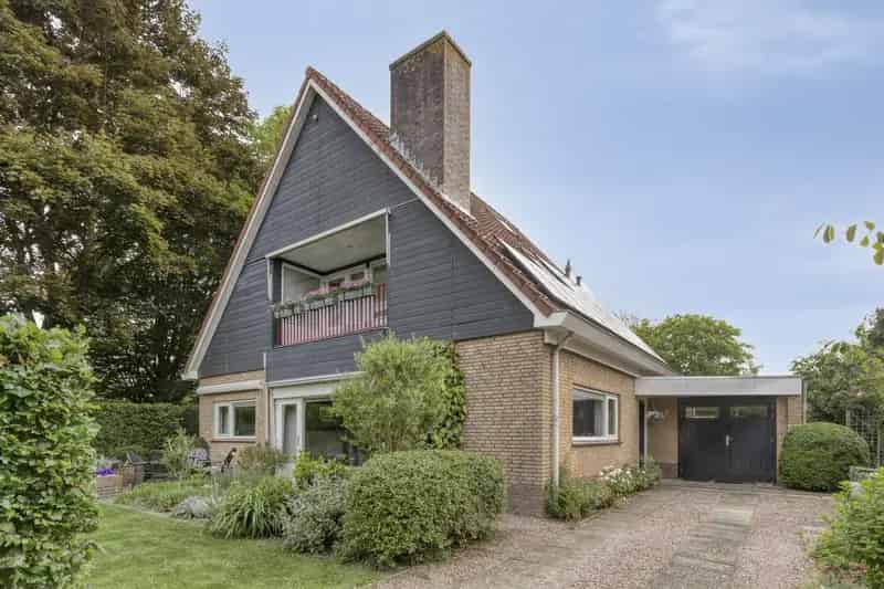 Riante Semibungalow 190m2 5 slaapkamers Nabij voorzieningen