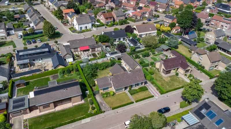 Ruime Vrijstaande Semi-bungalow te Sprundel