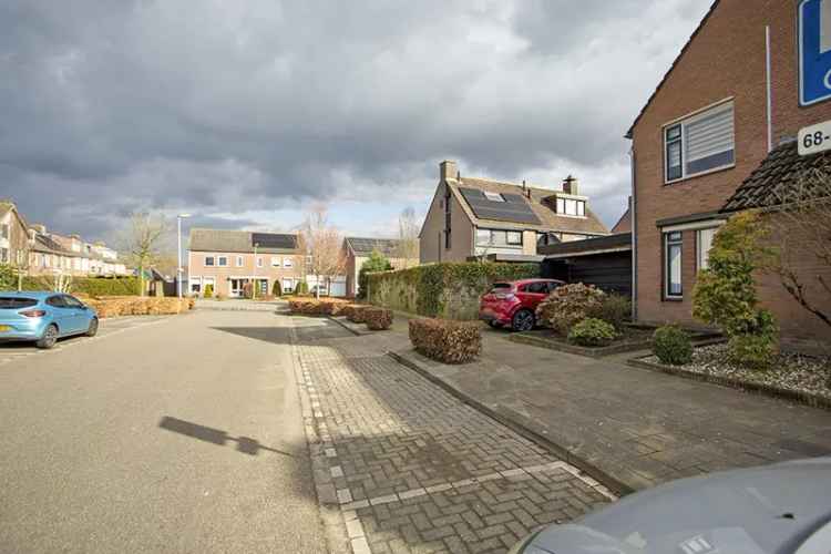 Gezinswoning nabij school en supermarkt