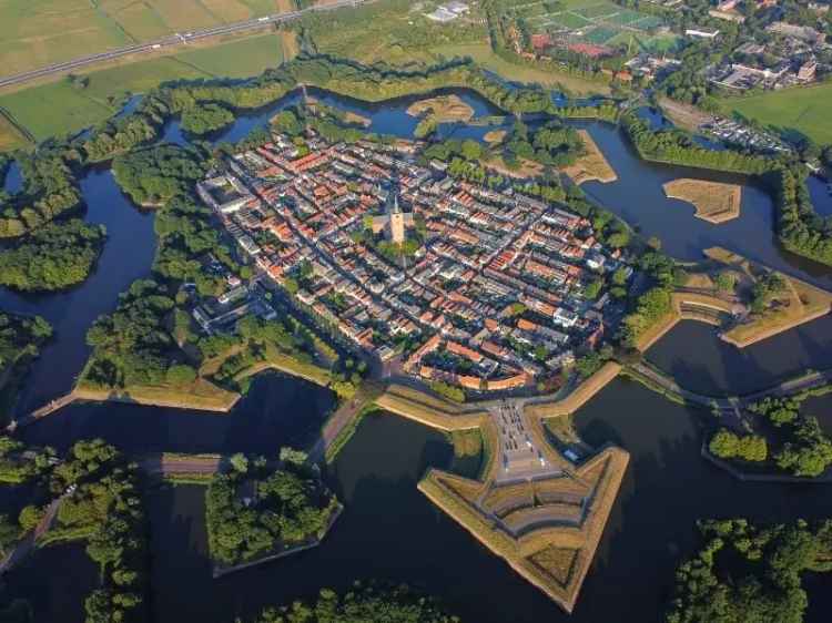 Kantoorruimte te Huur Naarden Vesting Gerenoveerd Duurzaam