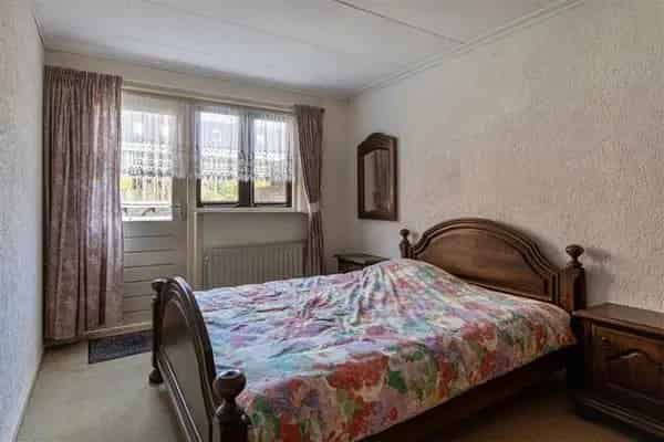 4 Slaapkamers Stadscentrum Modernisering Tuin 121m²