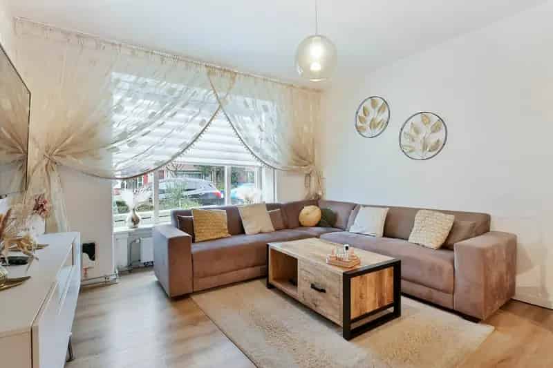 Huis te koop Amersfoort Componistenwijk Ruime hoekwoning renovatieproject
