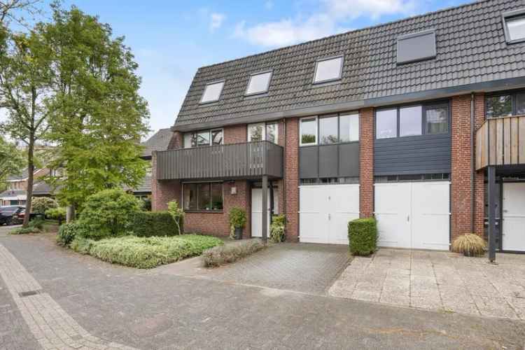 Riante Tweekapper met Tuin Garage 4 Slaapkamers Zilverkamp