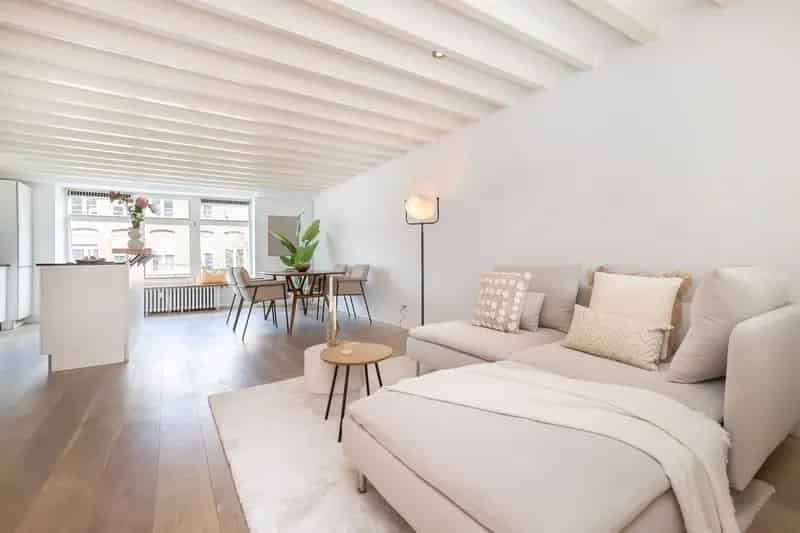 Amsterdam Centrum 3-kamer appartement 80m2  Terras  Eigen Grond