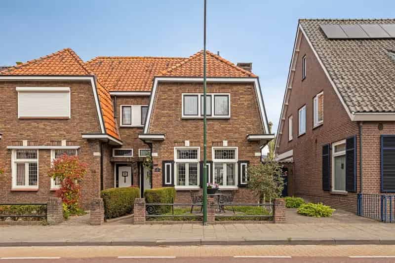 Huis te koop Maaskantje: karaktervolle woning met 4 slaapkamers en diepe tuin