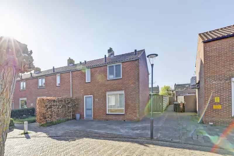 Hoekwoning Kloetinge Royale Tuin Moderne Keuken 2 slaapkamers