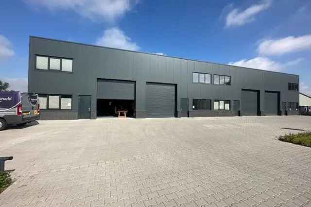 Bedrijfshal Emmeloord | Zoek bedrijfshallen te huur: Industrieweg 21-B 8304 AC Emmeloord [funda in business]