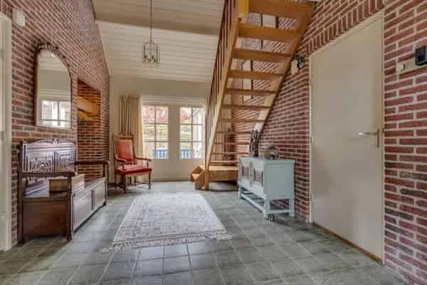 Luxe Villa met Praktijkruimte nabij Houten