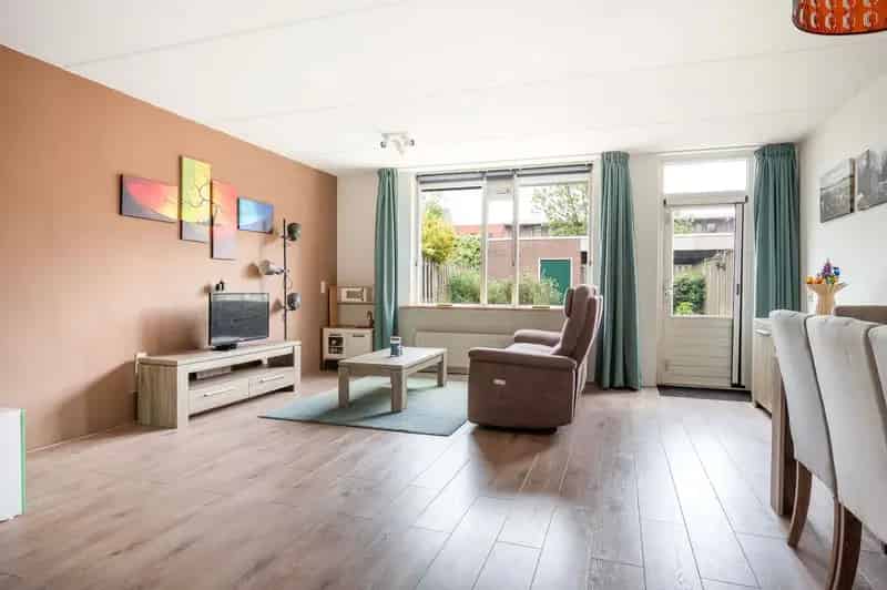 Huis te koop Apeldoorn 4 slaapkamers tuin carport