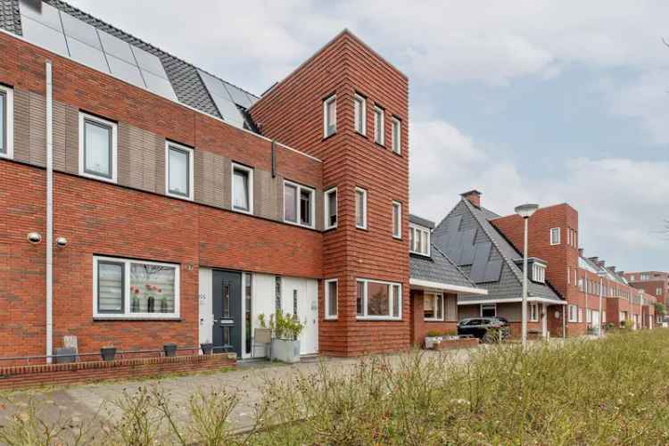 Moderne woning Bergschenhoek 141m2 4 slaapkamers luxe badkamer