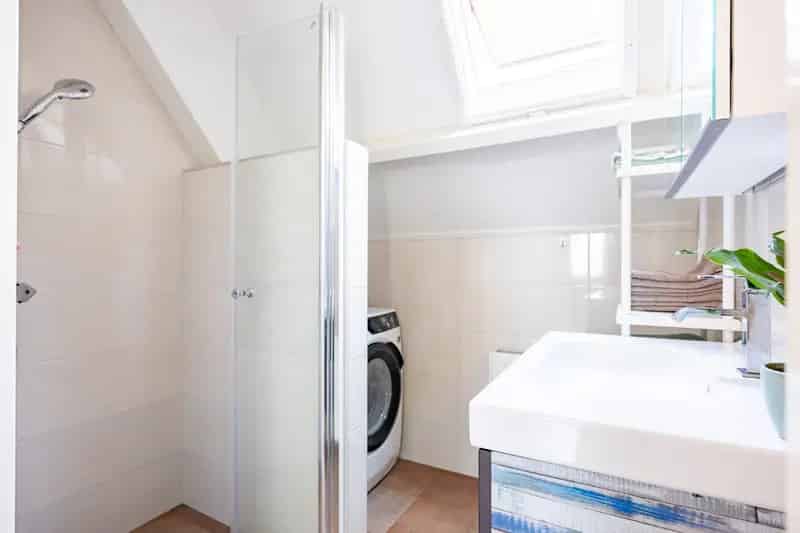 Instapklare Tussenwoning Marum 3 Slaapkamers Zonnepanelen