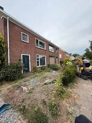 Hovenier Tuinman Tuinaanleg Onderhoud Renovatie Joshua Klus en Groen