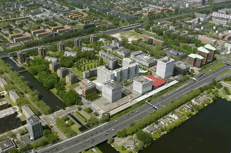 Kantoorruimte Amsterdam WFC: Direct beschikbaar & vanaf 2027