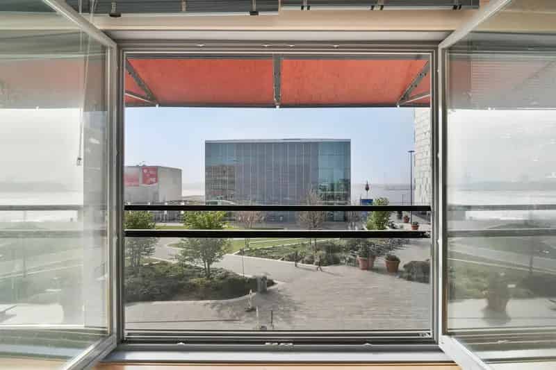 Ruim 2-kamerappartement Almere Stadshart - Uitzicht Weerwater