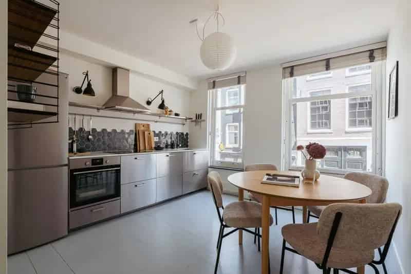 Appartement Amsterdam Kerkstraat 101m2 2 badkamers 2 keukens