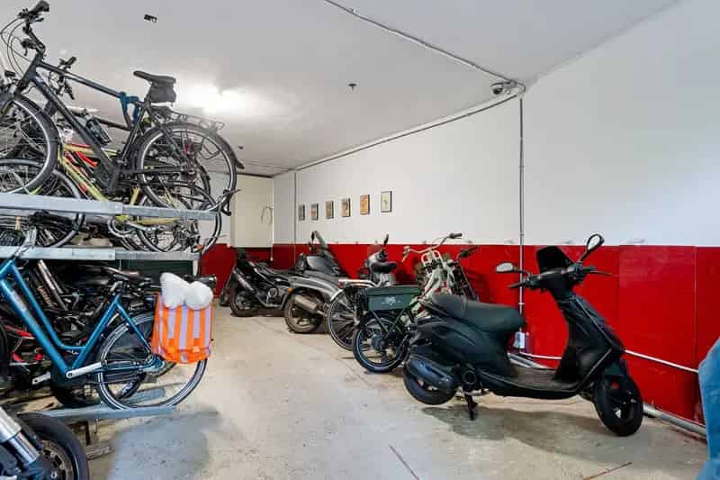Belegging Amsterdam | Zoek beleggingen te koop: IJselstraat 58-H 1078 CK Amsterdam 