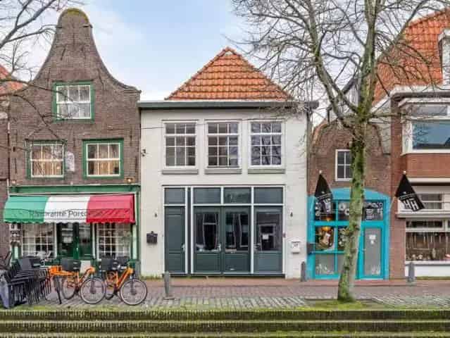 Woon Winkelpand Hoorn Binnenstad 140m2 Winkel 100m2 Woning